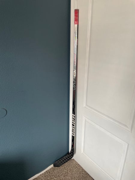 Senior Right Handed P92 Vapor Hyperlite Hockey Stick