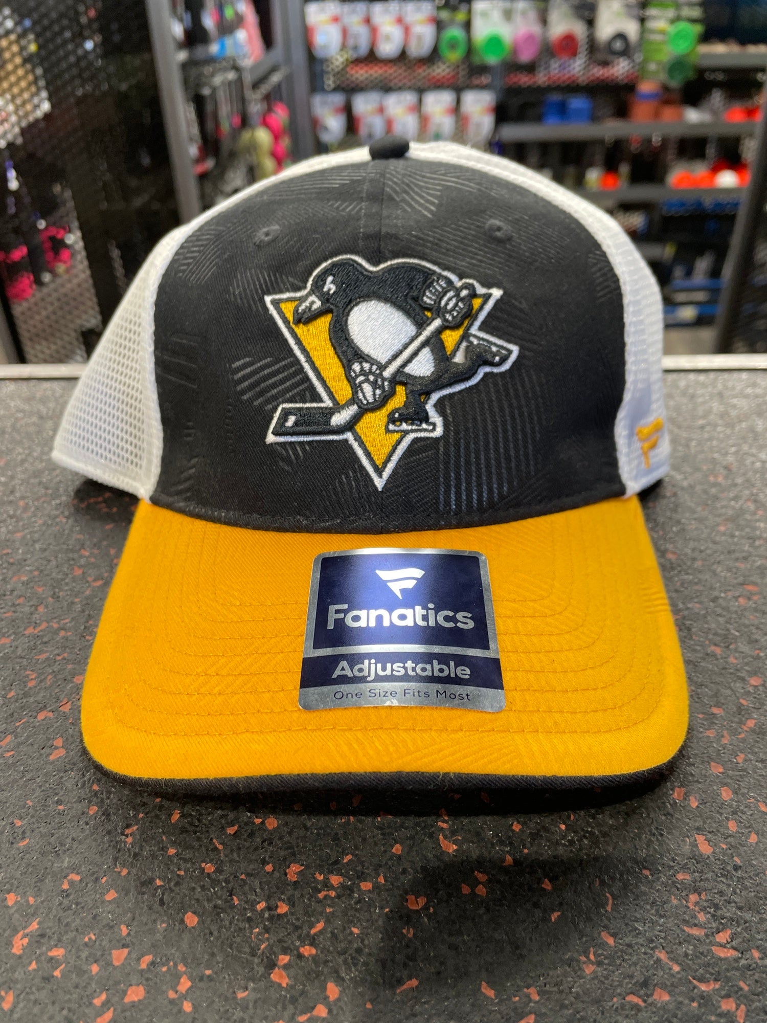 Pittsburgh Penguins Hat: Black Strapback Mesh Hats