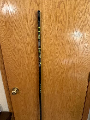 Senior Left Hand P28 Ag5nt Hockey Stick