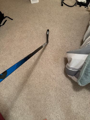 Senior Left Hand P28 Pro Stock Team Nexus Hockey Stick