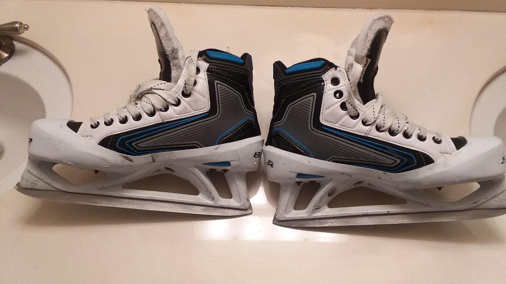 ARIZONA COYOTES Scott Wedgewood game-worn Bauer Reactor 9000 goalie skates (VG condition)