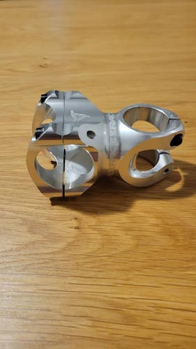 Used Race Face R35 Turbine 50MM Silver