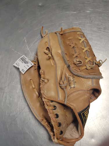 Used Wilson A2146 12" Fielders Gloves