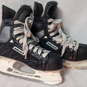 Bauer Supreme 8000 Hockey Ice Skates Size 6 Color Black Condition Used