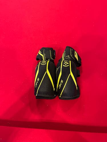 Used Small Warrior Alpha DX5 Elbow Pads