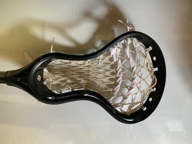 Stringking String King Legend INT w/lax room 6 d mesh ECD carbon pro shaft.