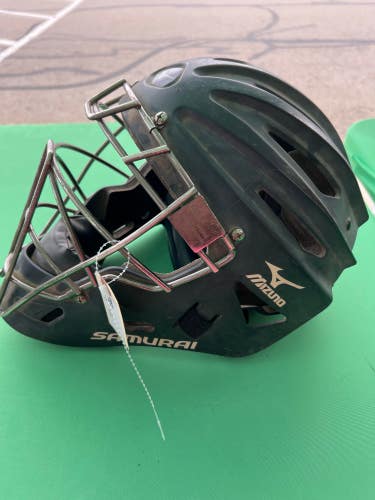 Used Mizuno Samurai Catcher's Helmet