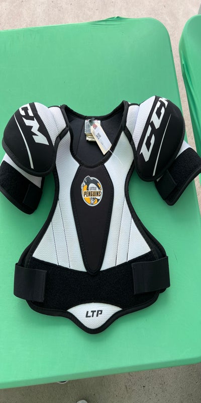 Used Junior Large CCM QuickLite Shoulder Pads SidelineSwap