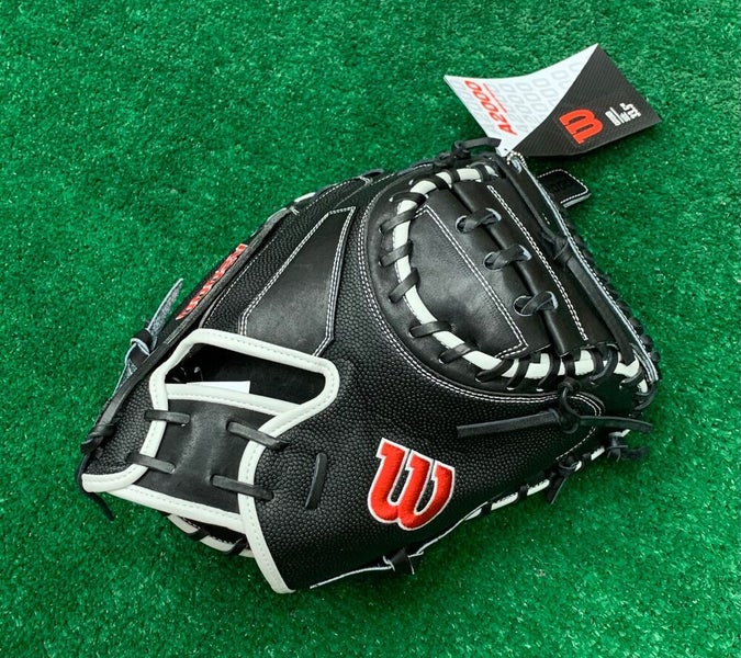 Wilson A2000 SuperSkin M1D 33.5 Baseball Catcher's Mitt (WBW100401335)