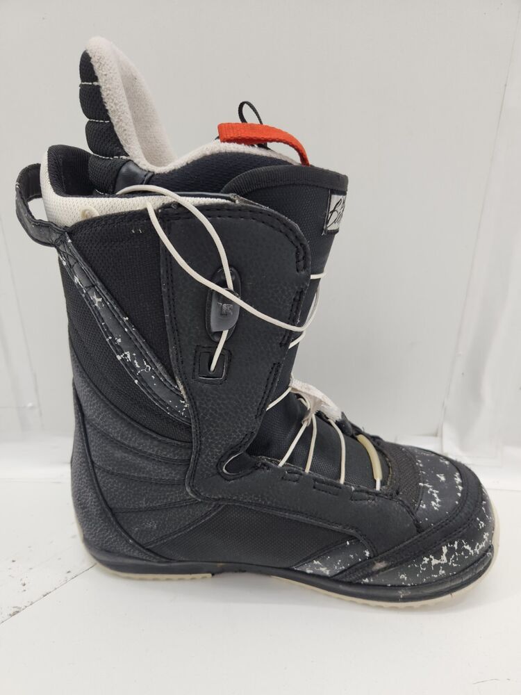 USED 25.0 Burton Bootique Women s 8 All Mountain Pull String