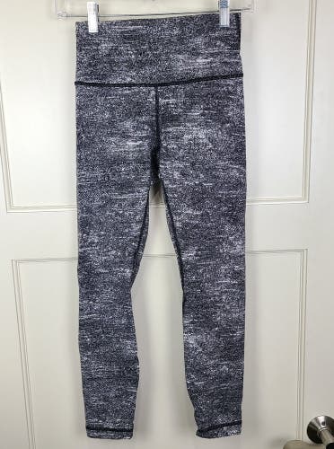 Lululemon Wunder Under Crop High-Rise 25" Gray Knit Pants Size: 6
