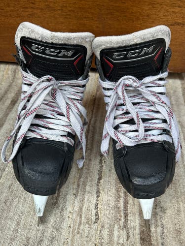Used Junior CCM Jetspeed FT480 Hockey Goalie Skates Regular Width Size 3