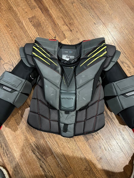 Used XL Bauer Hyperlite Goalie Chest Protector