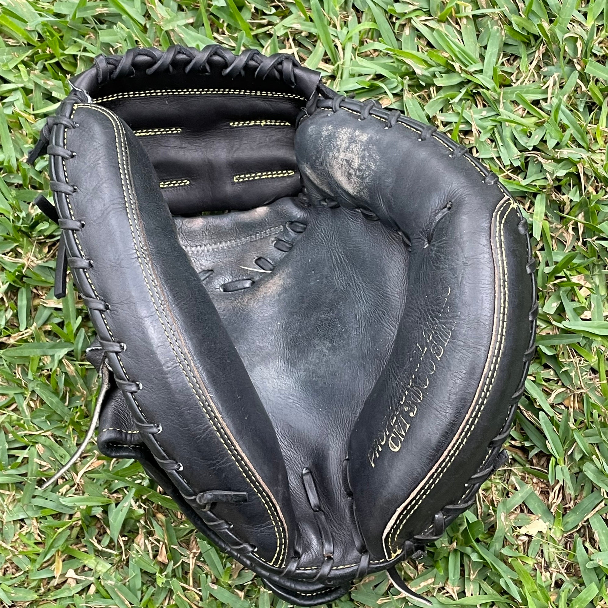 All Star Pro Elite Series 33.5 Baseball Catcher's Mitt (CM3000SB