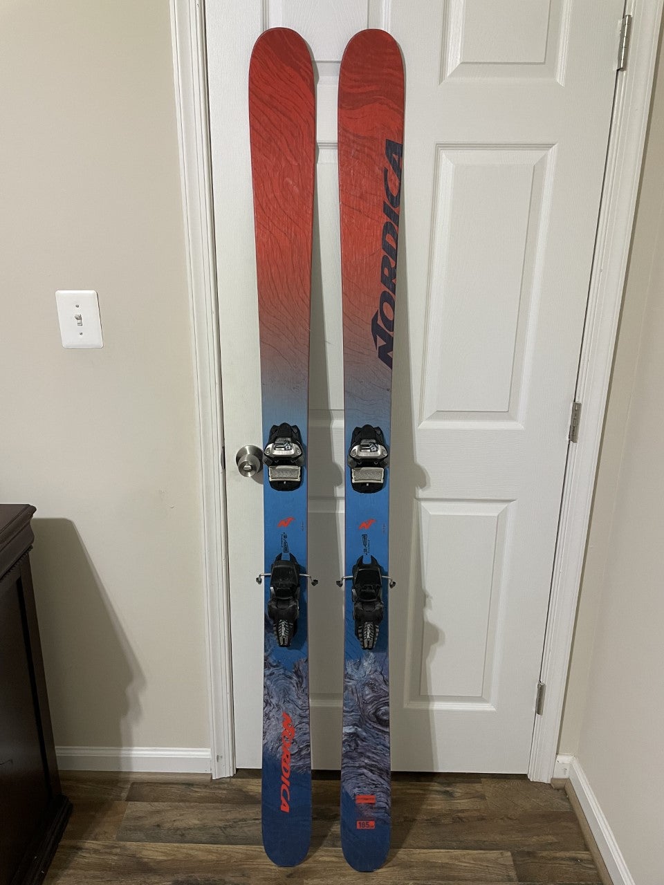 Nordica Enforcer 100 Skis 185 w/ Marker Griffon 13 Bindings