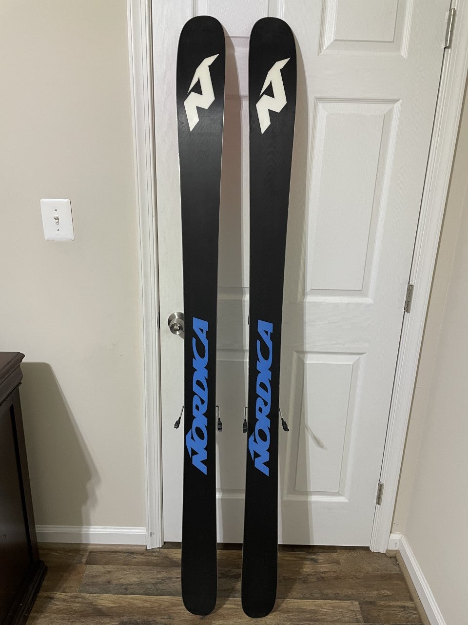 Nordica Enforcer 100 Skis 185 w/ Marker Griffon 13 Bindings