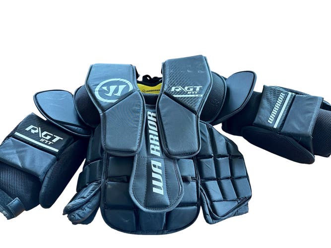 Warrior intermediate chest protector