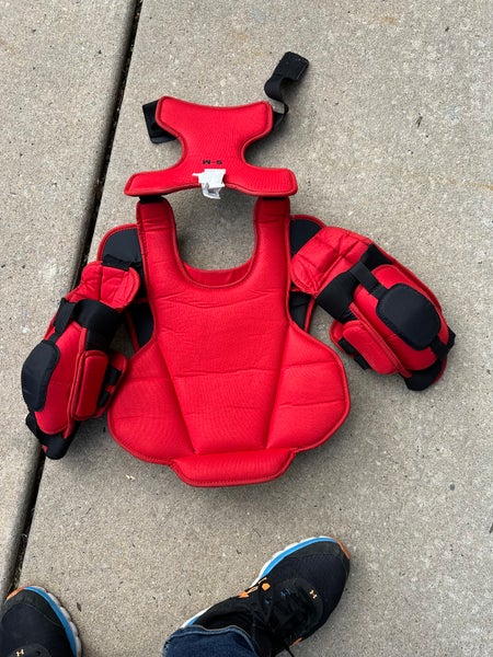 Used Small CCM Y flex Goalie Chest Protector