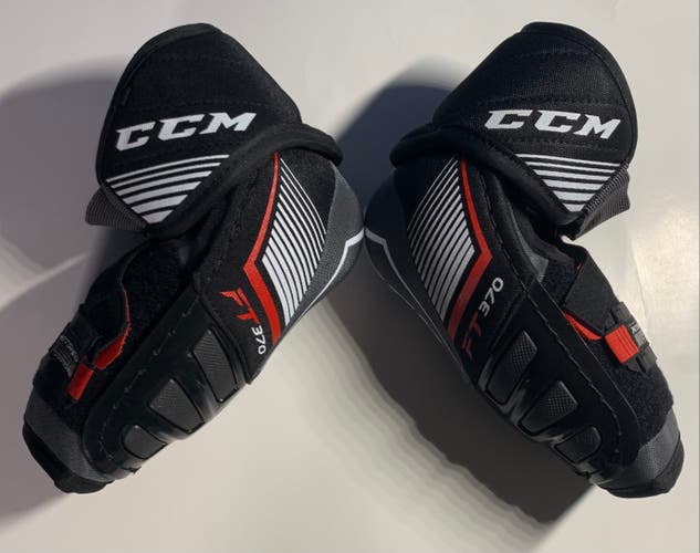 Used Like-new Senior Large CCM JetSpeed FT370 Elbow Pads