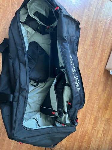 Pacific Rink Goalie Bag