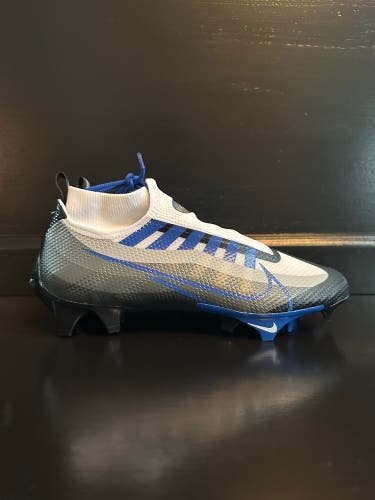 Men's Brand New Nike Vapor edge pro 360 Football cleats. ($50 or best offer!)
