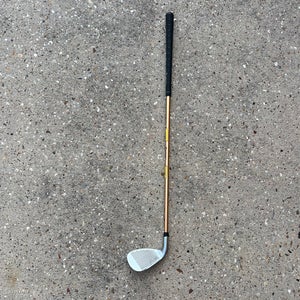 Used Tour Logic Junior Right Handed 9/P 27" Golf Club ES-5