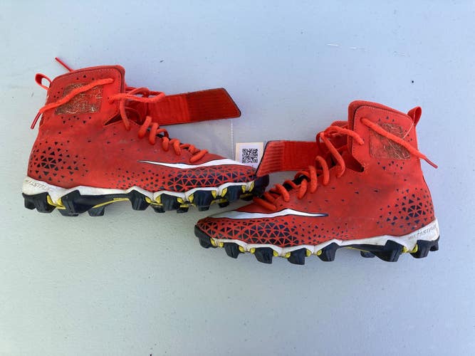 Men's 6.0 (W 7.0) Molded Nike Cleat Height Cleats