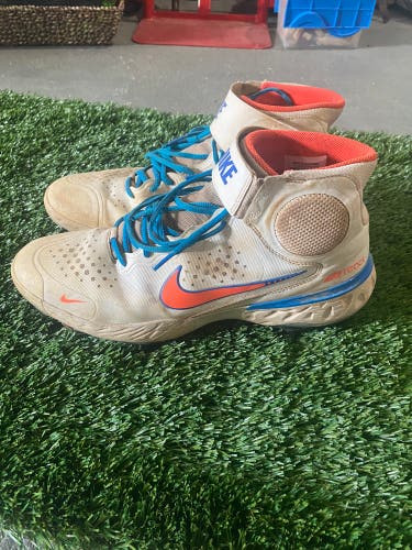 White Men's Metal High Top Nike alpha huarache elite 3