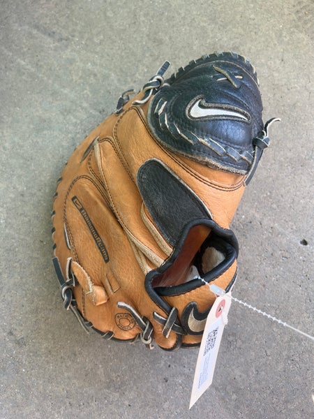 Used Nike Diamond Ready Right Hand Throw Baseball Glove 31.5"