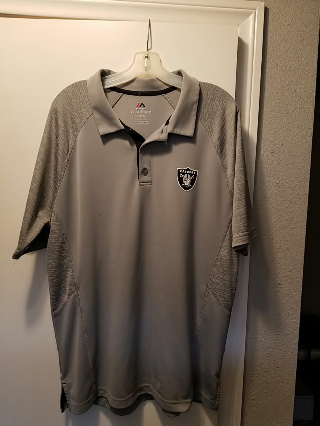 Vintage Las Vegas Raiders NFL Majestic Baseball Button up 