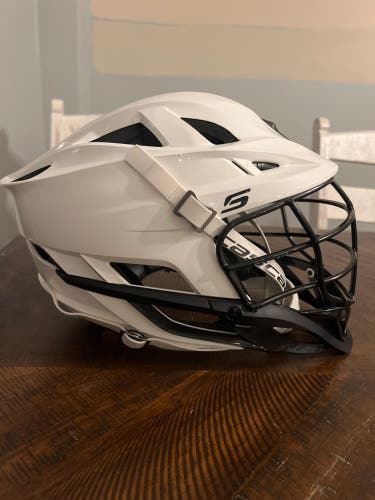 Used Player's Cascade S Helmet