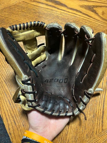 2020 Infield 11.75" A2000 Baseball Glove