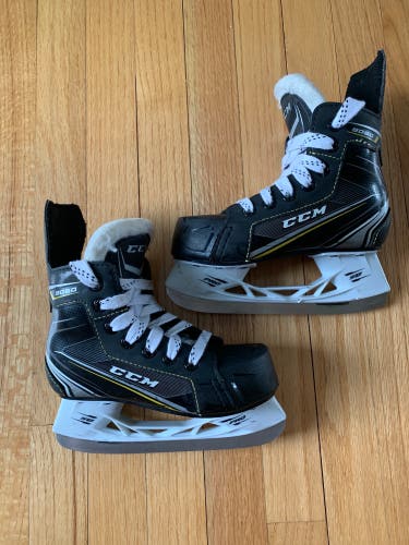 Used CCM Regular Width  Size 12 Tacks 9060 Hockey Skates