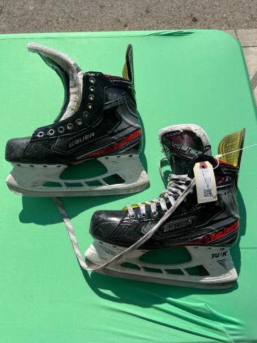 Senior Used Bauer Vapor X2.9 Hockey Skates 7.5