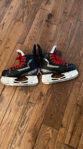 Junior Easton Extra Wide Width Size 4.5 Synergy EQ Hockey Skates