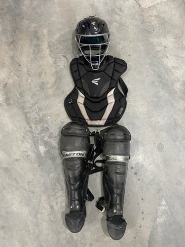 Used Easton Gametime Catcher's Set