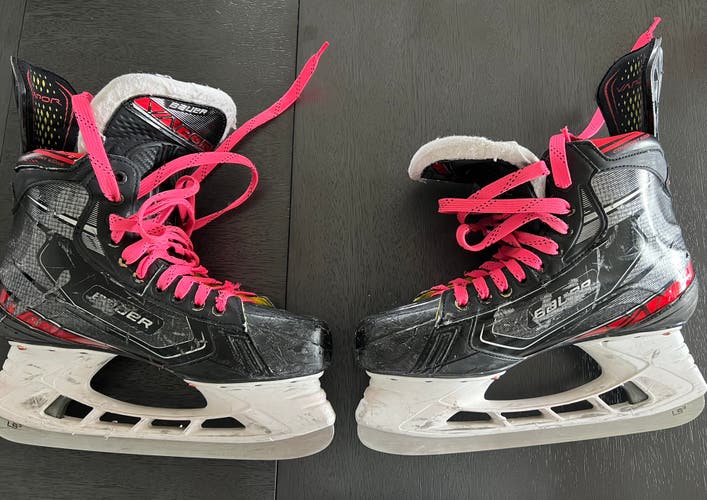 Used Bauer Vapor 2X Skates Size 10 D