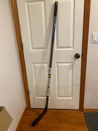 Senior Right Handed P92  Supreme 2S Hockey Stick