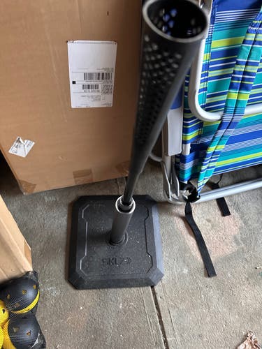 NEW Baseball/Softball Pro Tee Elite w/ Training Balls - SKLZ