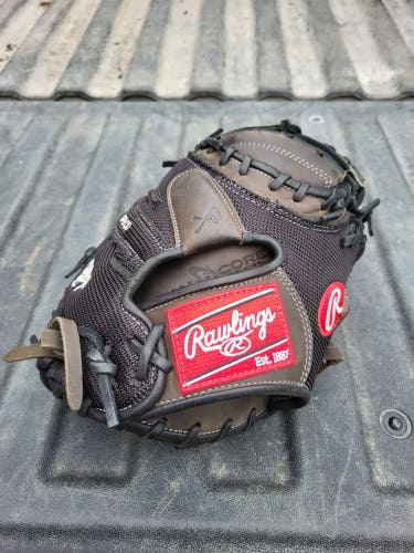 Used Rawlings Right Hand Throw Catcher's Heart of the Hide Baseball Glove 33"