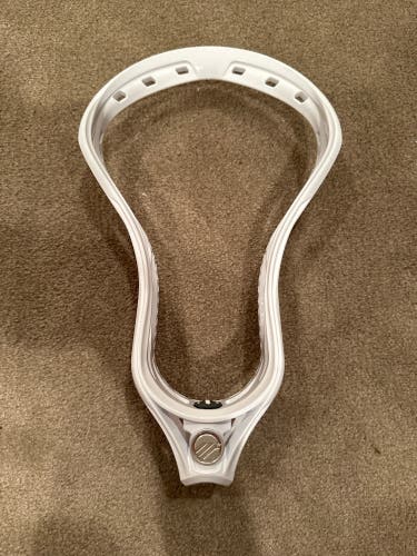 New Attack & Midfield Unstrung Tactik 3.0 Head