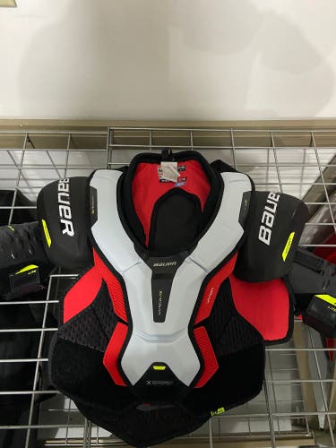 Sr Medium Bauer Vapor Hyperlite Shoulder Pads