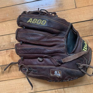 Wilson A800 11” Youth Fully Broken In Baseball Glove Right Throw