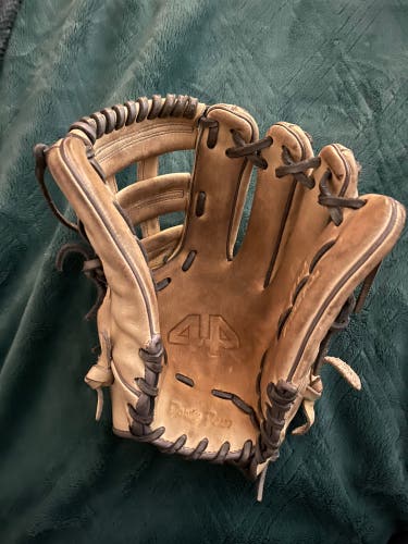 Infield 12" Signiture Series Baseball Glove