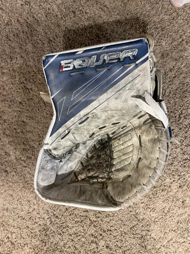 Bauer supreme glove and blocker