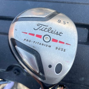 Used Men's Titleist 905 R Right Driver 8.5