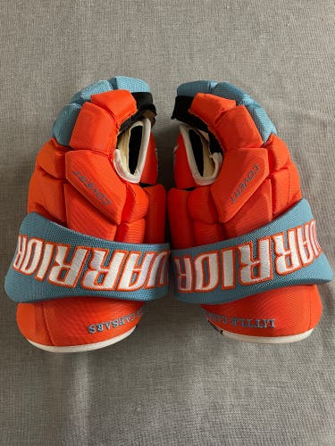 Team Issued Little Caesars AAA Gloves 15”