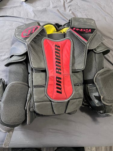 Used Small Warrior  Ritual G4 Goalie Chest Protector