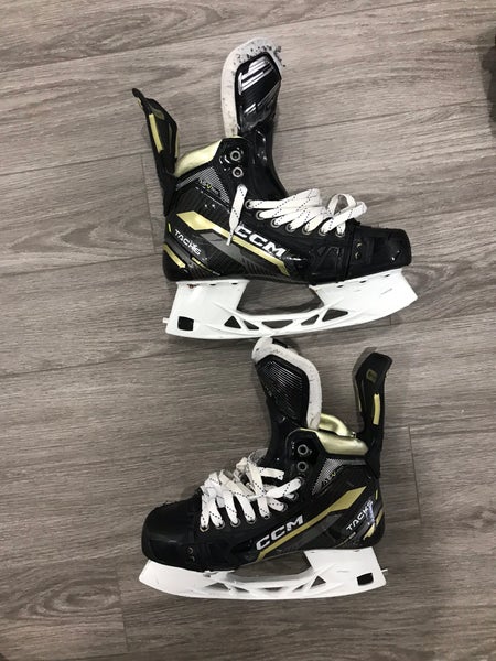 Used CCM Wide Width Pro Stock Size 7 Tacks Hockey Skates