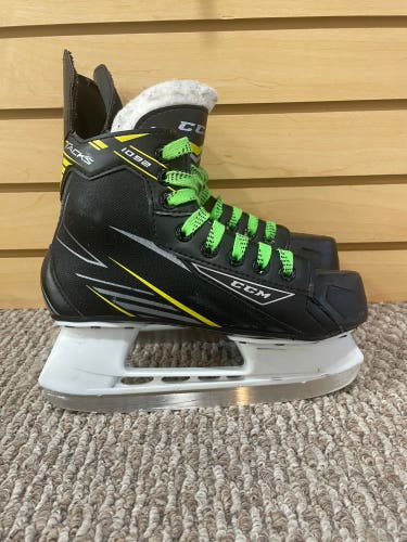 CCM Tacks 1092 Skates Size 3
